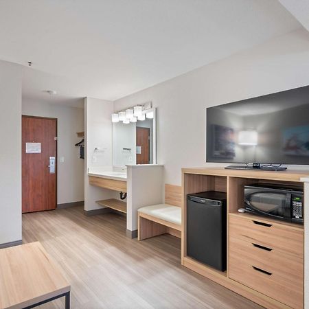 Best Western Lake Oswego Hotel & Suites מראה חיצוני תמונה