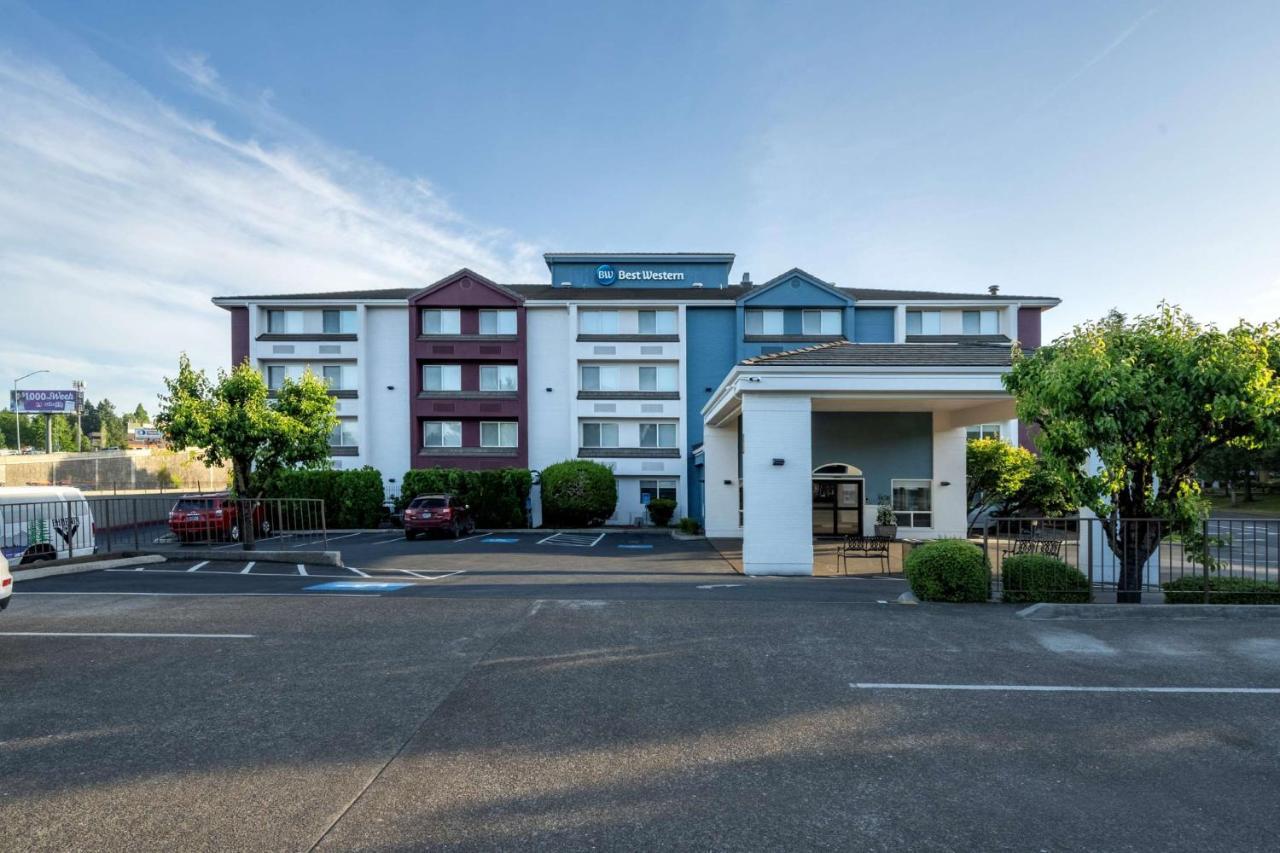 Best Western Lake Oswego Hotel & Suites מראה חיצוני תמונה