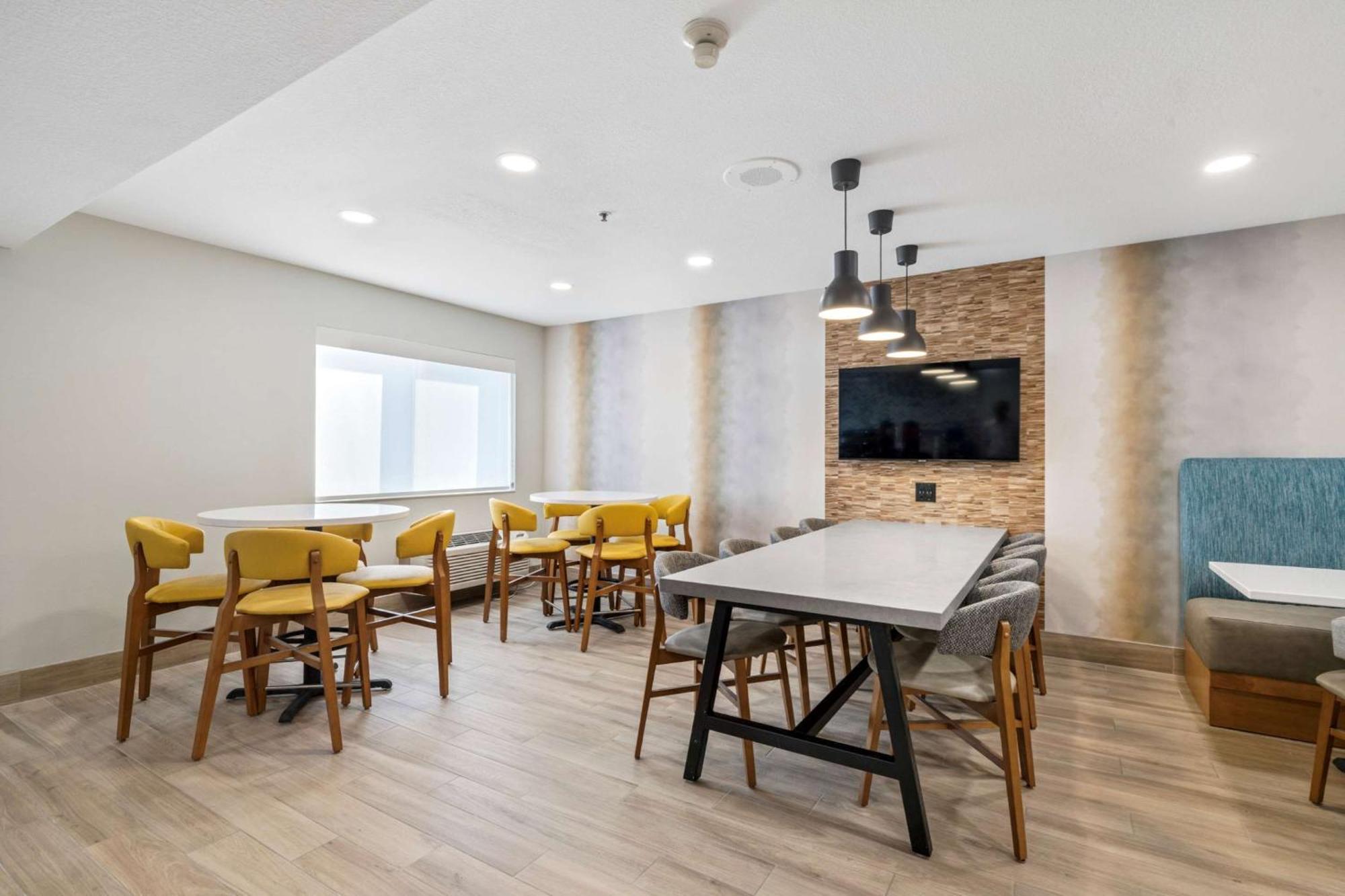 Best Western Lake Oswego Hotel & Suites מראה חיצוני תמונה